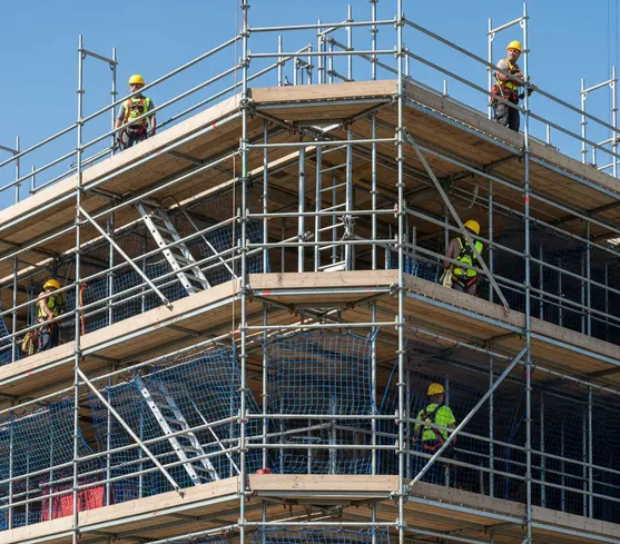 İnşaat Sektörünün Favorileri: En Çok Kullanılan İskele Sistemleri ve Özellikleri